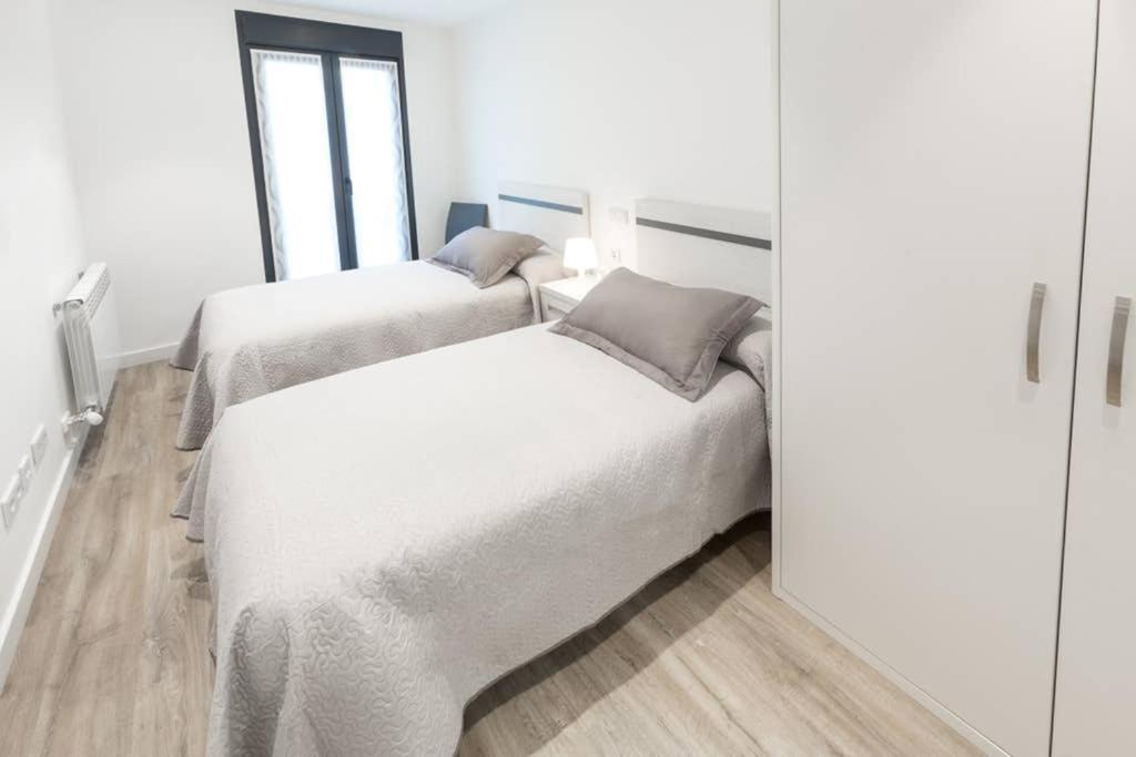 Apartamento 1º B - Apartamentos La Catedral لوغرونيو المظهر الخارجي الصورة